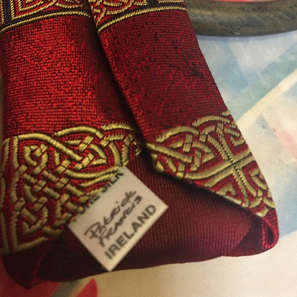 Patrick Francis pure silk Neck Tie Ireland OS Red and gold - Picture 5 of 8
